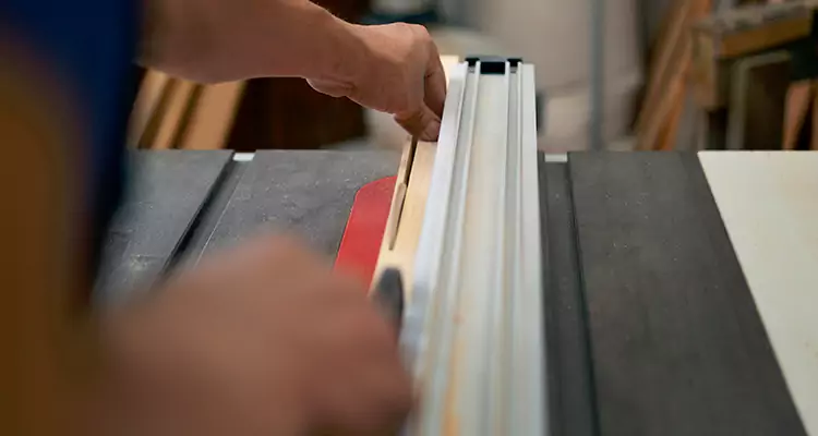 Bifold Door Seal Repair in Lakeland, FL