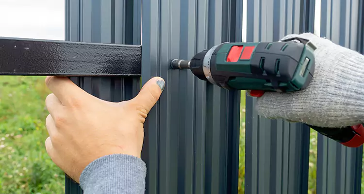 Metal Gate Repair in Lakeland, FL