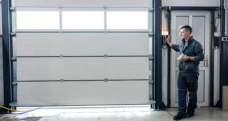 Modern Overhead Door Repair in Lakeland, FL