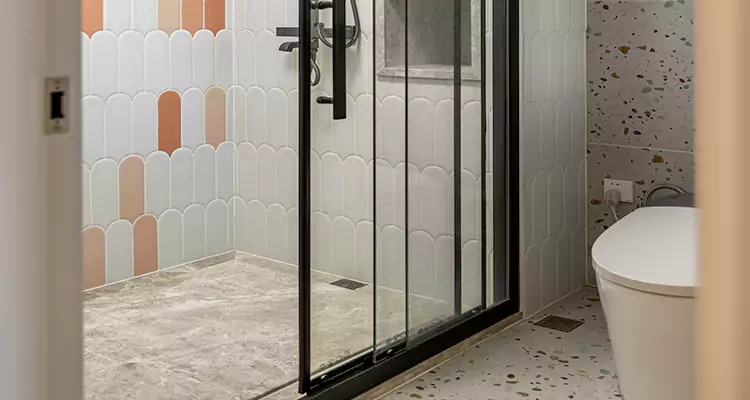 Sliding Shower Door Repair in Lakeland, FL