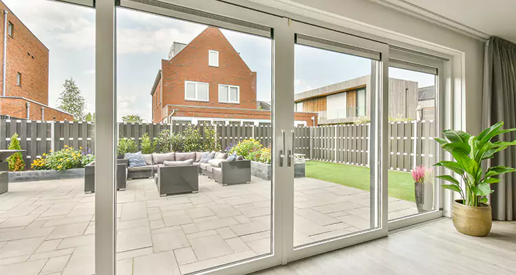 Best Sliding Screen Door Replacement Company in Lakeland, FL