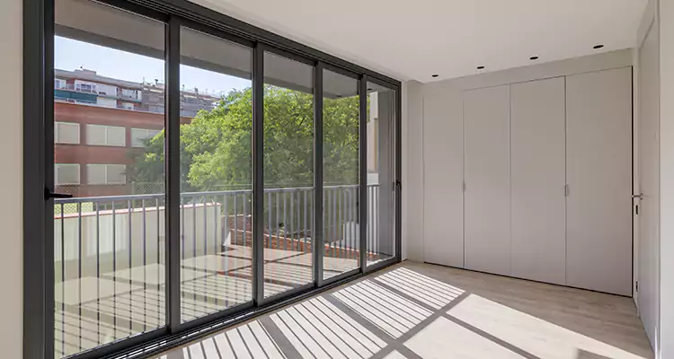 Balcony Sliding Glass Doors in Lakeland, FL