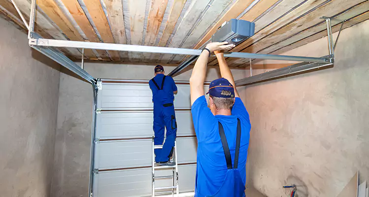 Garage Door Opener Technician in Lakeland, FL