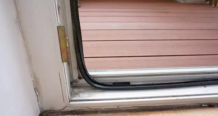 Repair Patio Doors Leaking at Bottom in Lakeland, FL