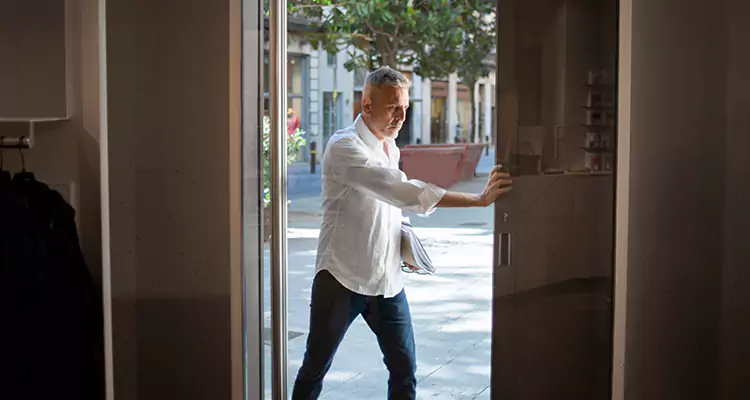 Reliable Pella Patio Door Repair Services for Opening Issues in Lakeland, FL