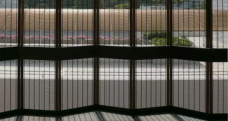 Front Screen Door Repair in Lakeland, FL