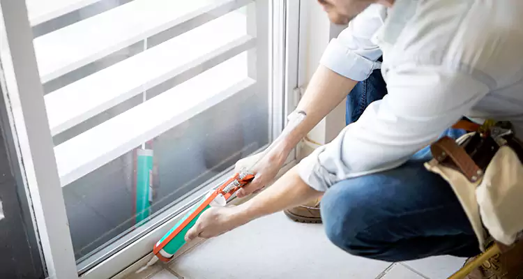 Dap Window Caulk Repair in Lakeland, FL